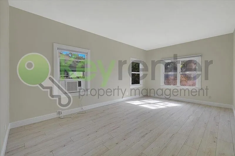 1 bed, 1.0 bath, 725 sqft, $1,350 — Photo 3