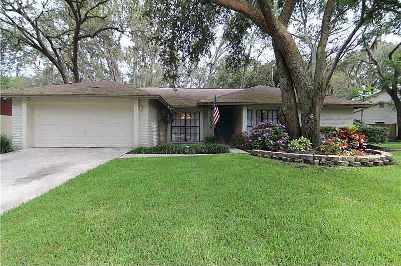 1st image of 16815 Rolling Rock Dr