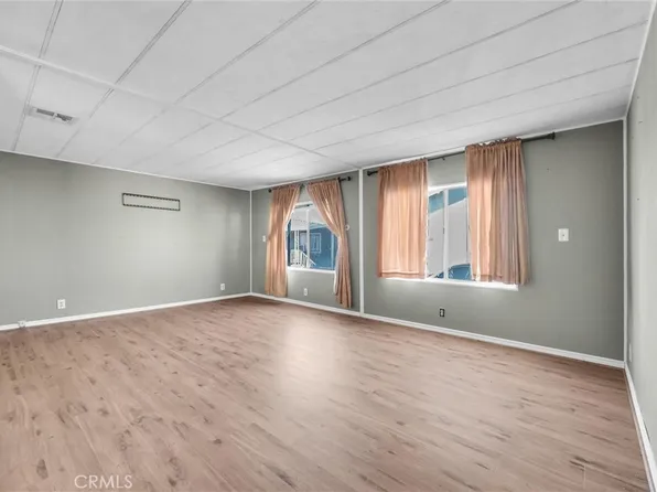 716 N Grand Ave Trailer D-7, Covina, CA 91724