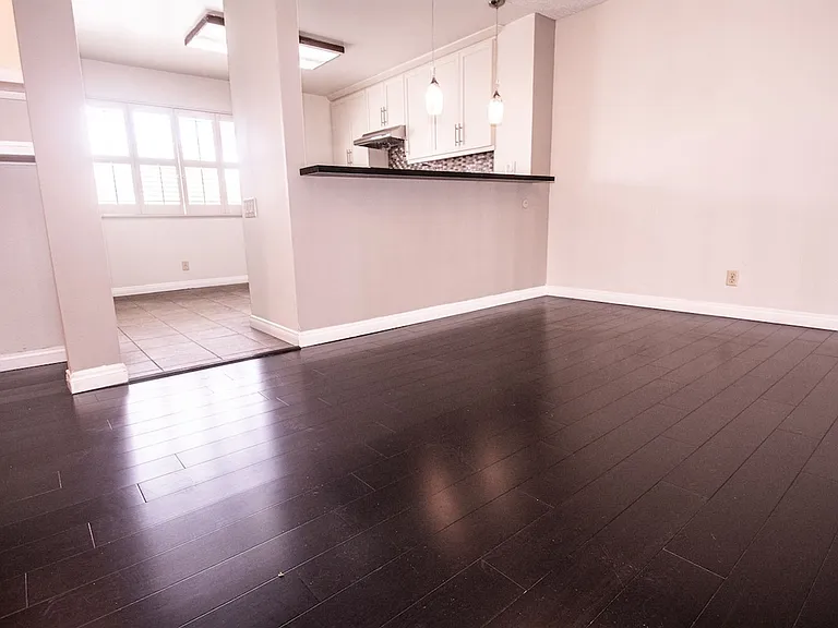 848 W Huntington Dr #28 — Photo 13