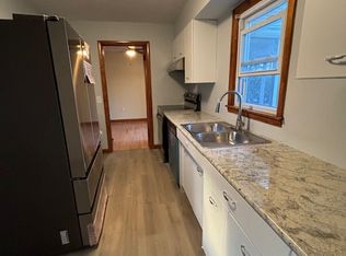 10 Highland Cir, Hadley, MA 01035