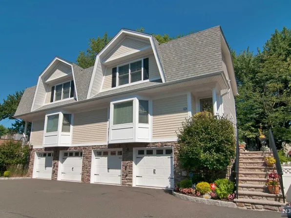 58 E Madison Ave, Dumont, NJ 07628