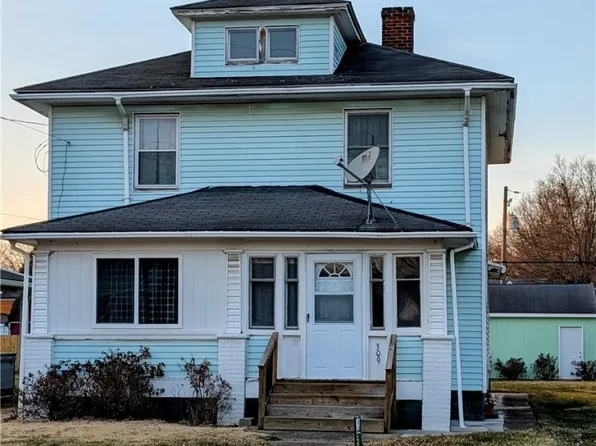 309 Redwood St SW, Beach City, OH 44608