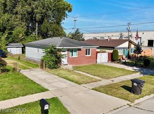 13428 Fellrath St, Taylor, MI 48180