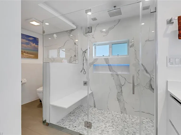 701 N Barfield Dr — Photo 20