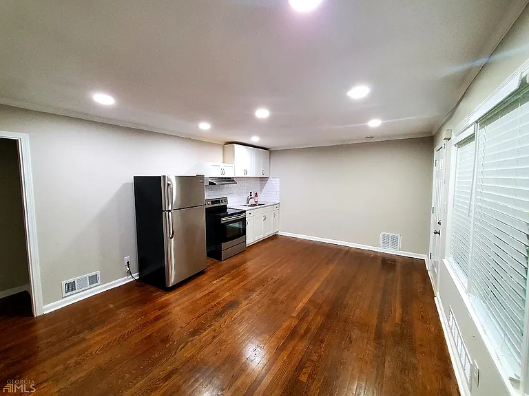 2120 Rhinehill Rd SE #A — Photo 8