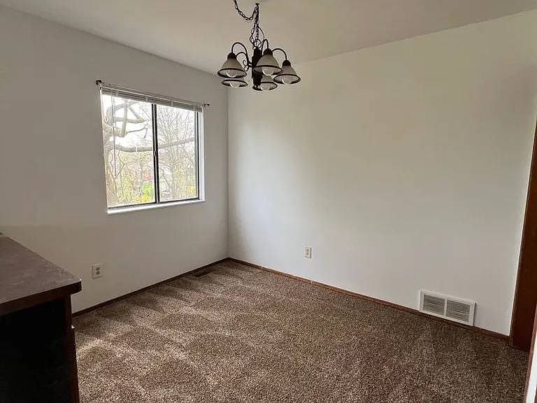 2133 Fair St — Photo 9