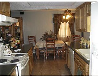 5th image of 3232 Idaho Ave