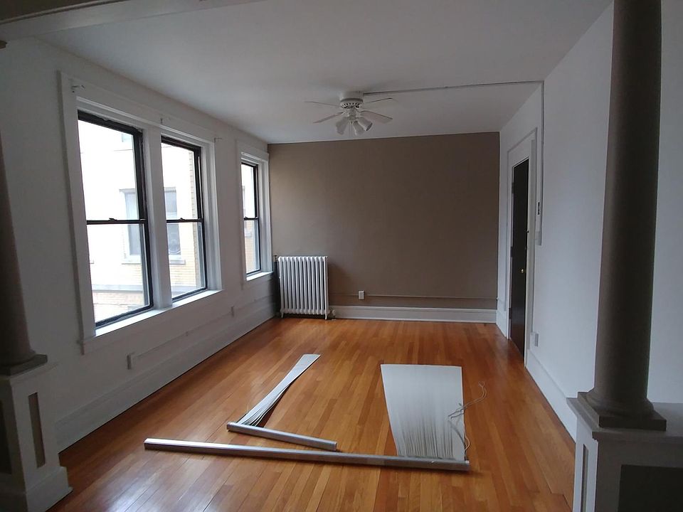 1st image of 222 W Kalamazoo St APT 23