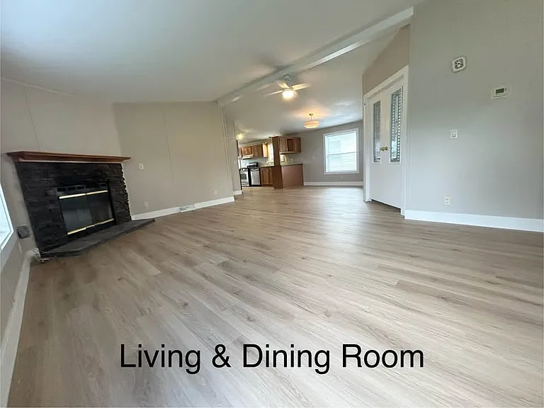 852 Charles Rd — Photo 7