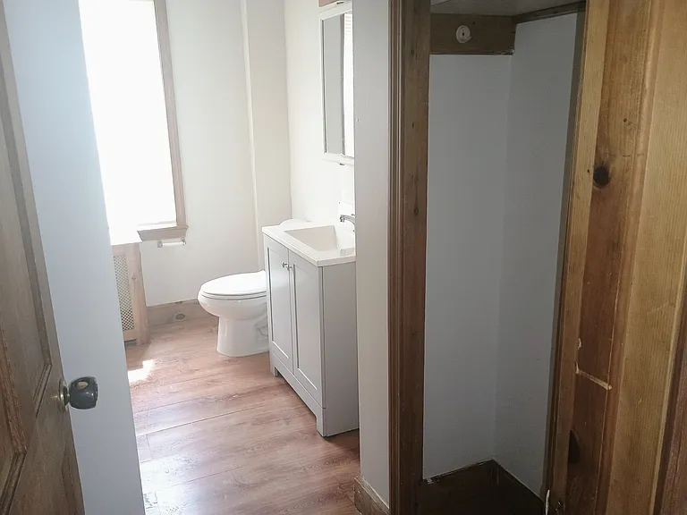 14 Randall St #1 — Photo 8