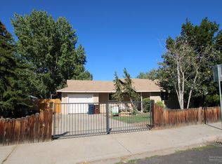 2343 SW 31st St, Redmond, OR 97756