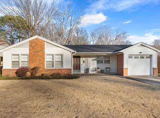 1534 Ivy Rd, Memphis, TN 38117