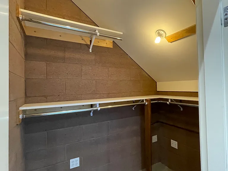 530 Brooks Ave — Photo 27