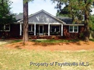 3502 Crampton Rd, Hope Mills, NC 28348