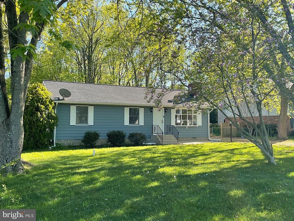 1st image of 313 Chenowith Dr