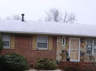 908 Sitka Ln, Capitol Heights, MD 20743