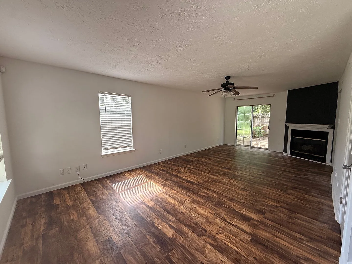 27 Hidden Valley Dr — Photo 4