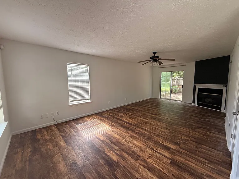 27 Hidden Valley Dr — Photo 4
