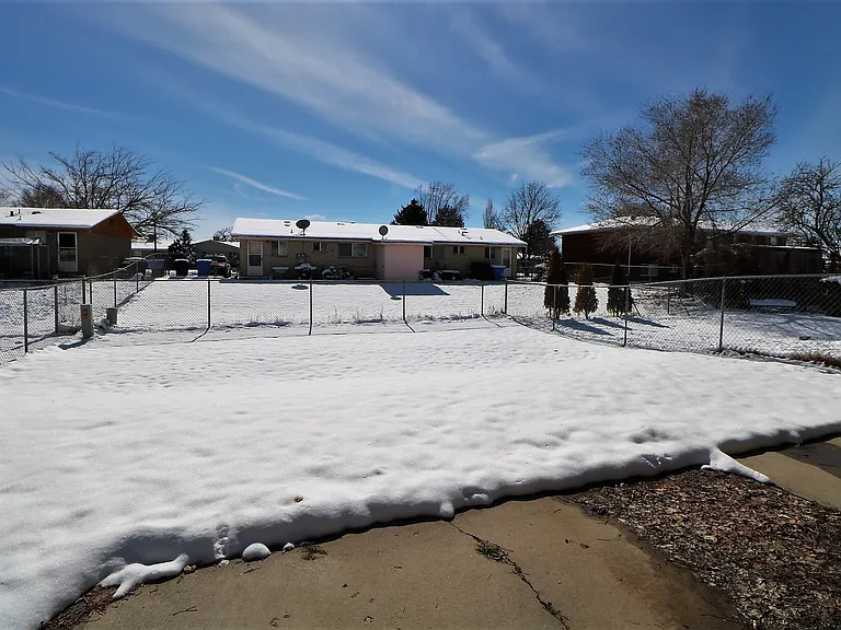 263 W Duplex — Photo 6
