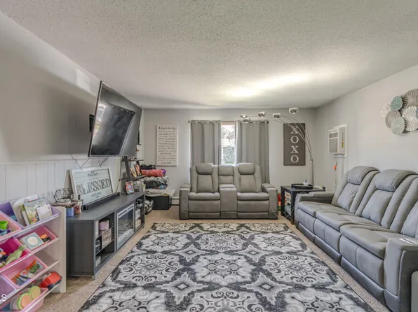 331 & 333 E Ingals Ave, Bismarck, ND 58504