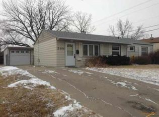 2404 Michigan Ave, Rapid City, SD 57701