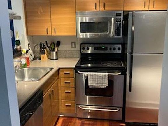 4th image of 700 E Denny Way Unit 205
