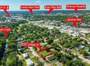 325 Cottage St, Kerrville, TX 78028