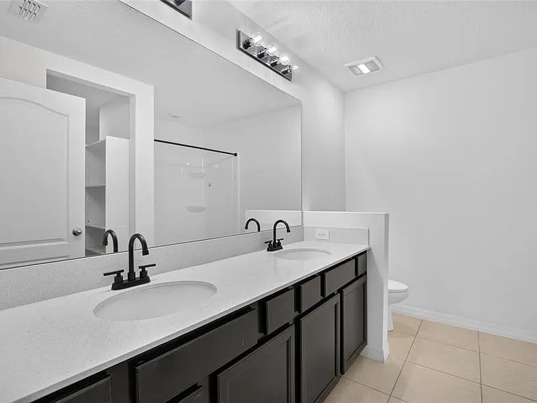 1115 Wynnmere Walk Ave — Photo 35