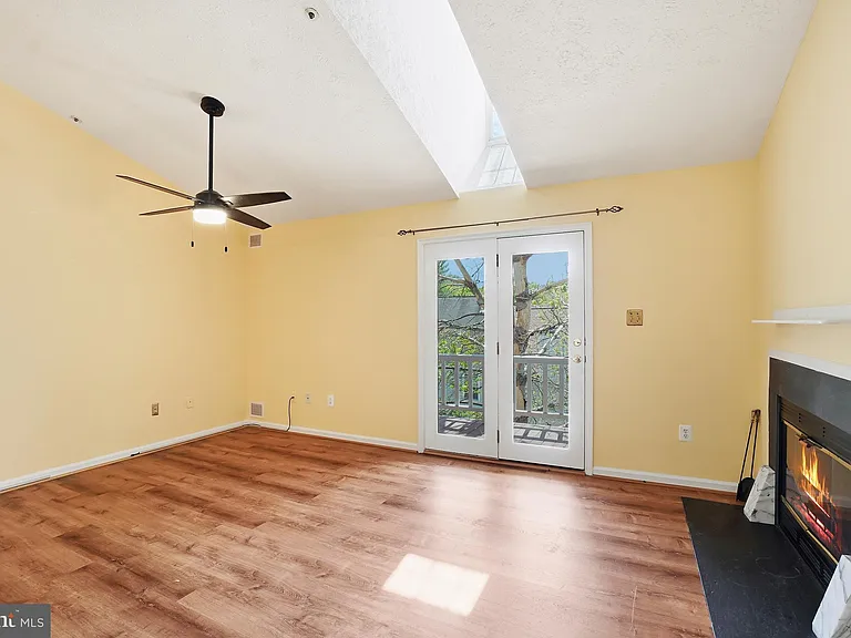 12220 Eagles Nest Ct #L — Photo 12