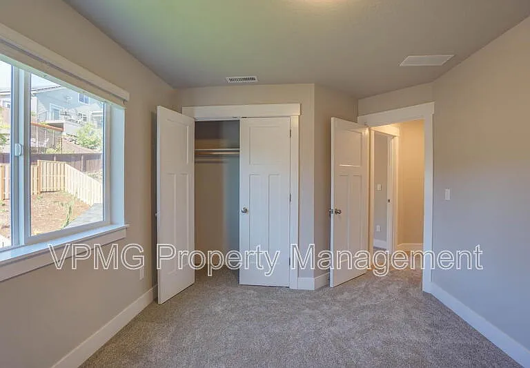 2331 E Otter Loop — Photo 22