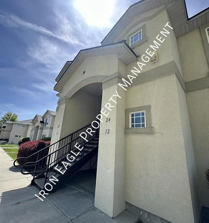 1805 E Overland Rd #16-23-23