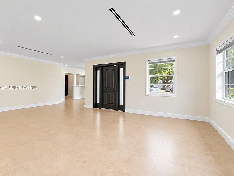 516 Gerona Ave — Photo 21