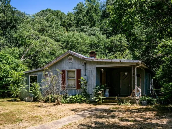 18853 Mount Pleasant Rd, Elkton, VA 22827