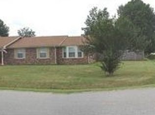 30 Scott St, Tuscumbia, AL 35674