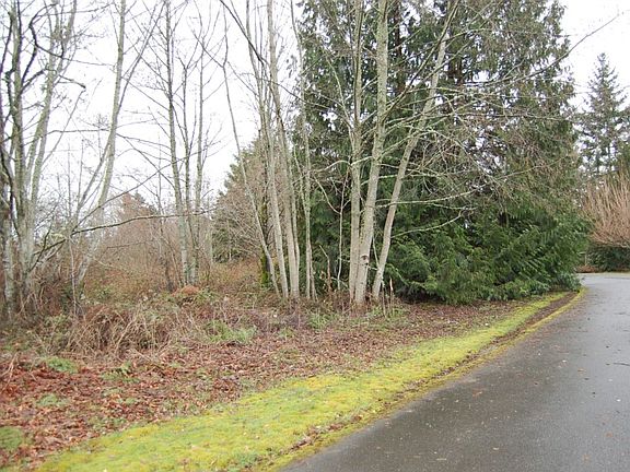 5th image of 4713 Birchtree Ln NW