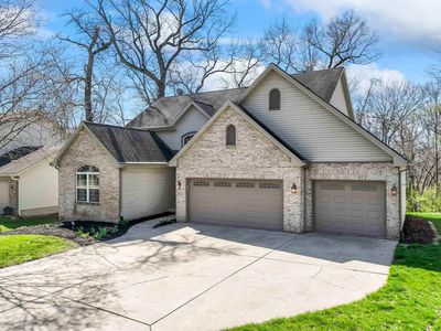 825 Red Oaks Ln, Lafayette, IN, 47909