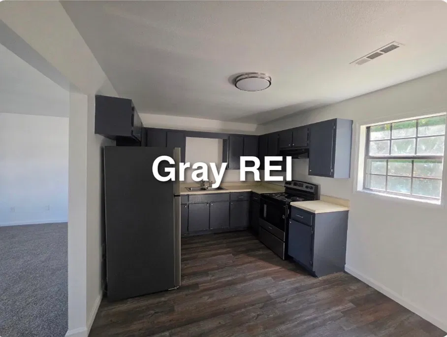 3 bed, 1152 sqft, $1,175 — Photo 3