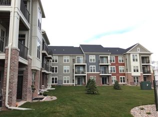 4910 Founders Ter #B, Hobart, WI 54155