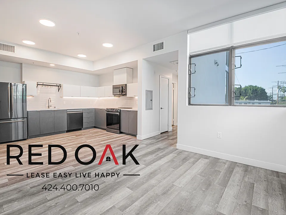 700 N Spaulding Ave #211
