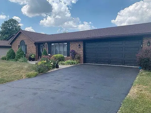 2428 Rolling Hill Dr, Dyer, IN 46311