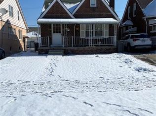 7454 Indiana St, Dearborn, MI 48126