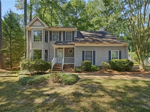 154 Smith St, Poquoson, VA 23662