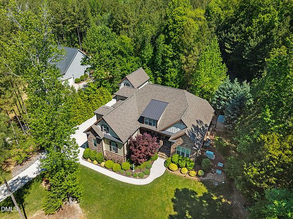 4th image of 148 Tobacco Rd