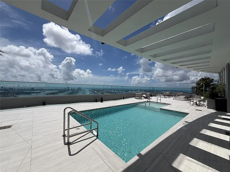 1400 Biscayne Blvd #1807 — Photo 56
