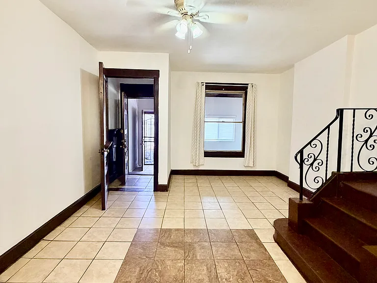 5232 Heston St — Photo 1