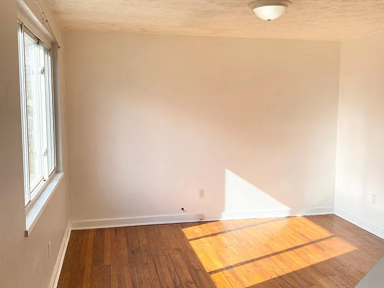 209 Marose Dr — Photo 4