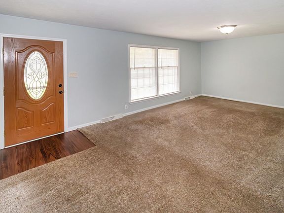 3rd image of 1017 Forrest Ave