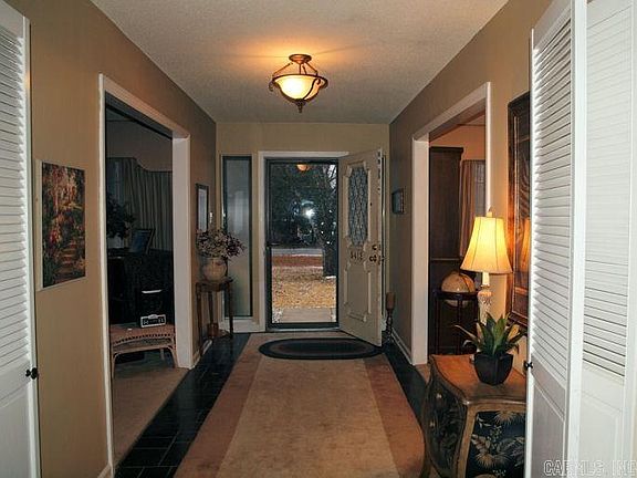 3rd image of 9412 Sunset Ln