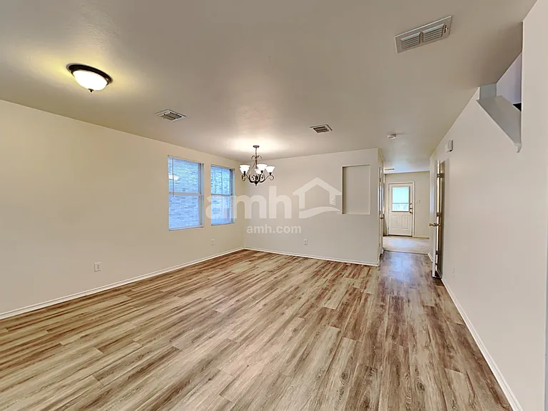 12657 Drexel St — Photo 8